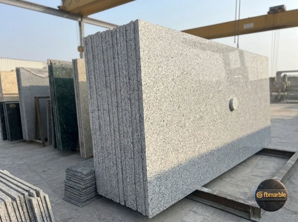 Deer White Granite photo 3 β light grey-white granite with subtle darker flecks