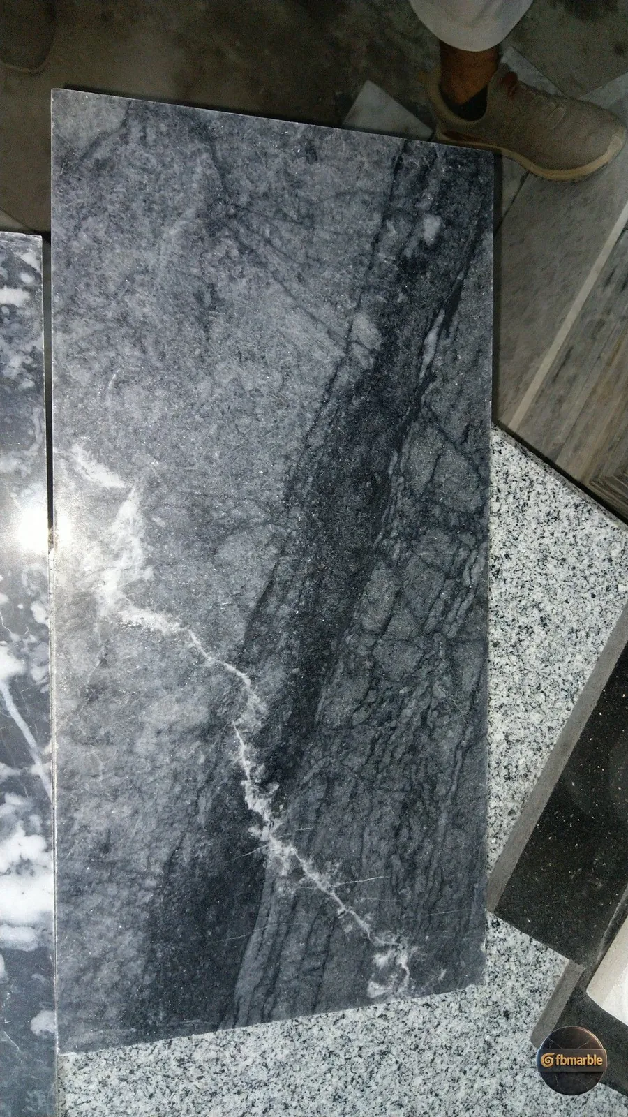 Rosso Verona Marble photo 4 β Italian red marble with fossil and shell patterns