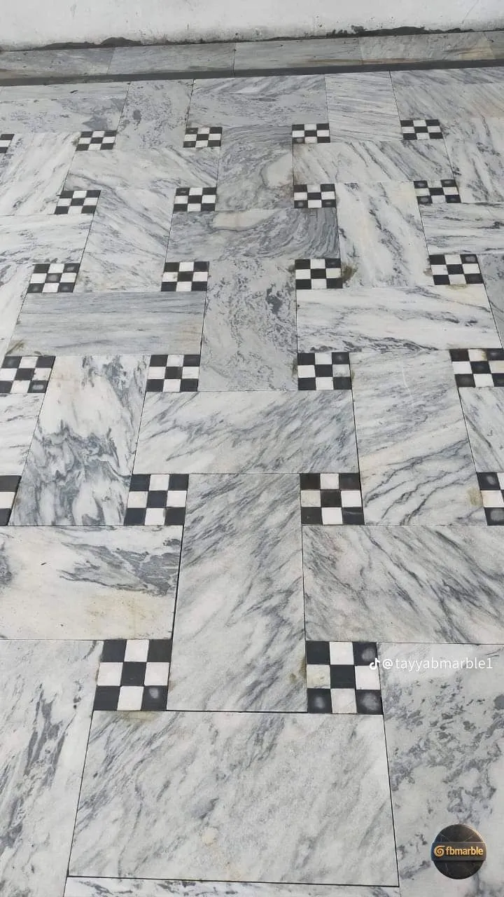 Sunny Grey Marble photo 4 – warm grey Pakistani marble with bright white undertones
