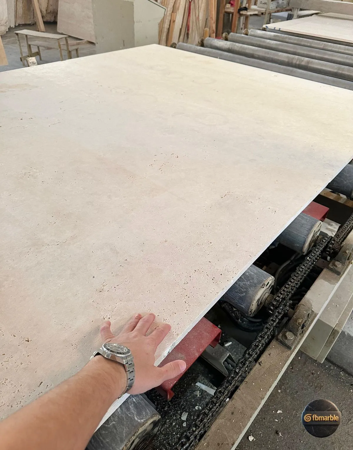 Cross Cut Travertine photo 5 – cross-cut travertine with cloudy fleuri pattern