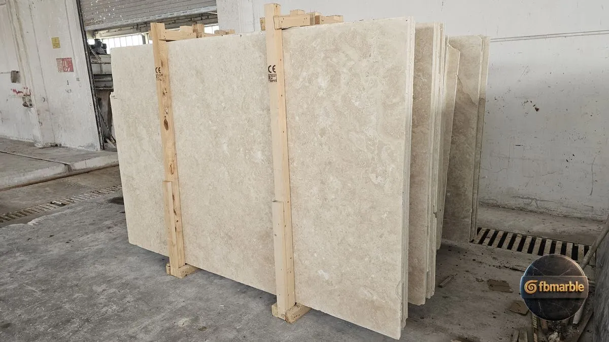 Filled Travertine photo 4 – filled & honed travertine with a smooth, closed surface