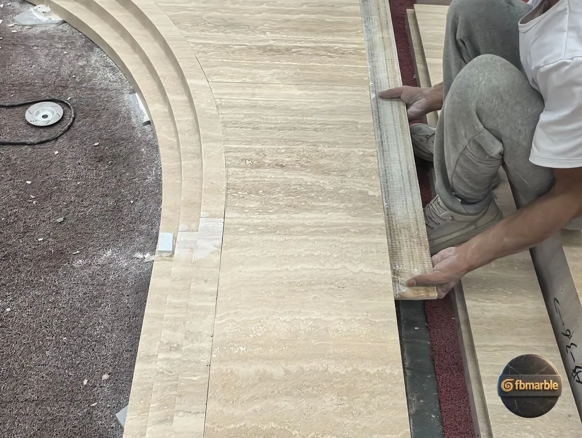 Italian Travertine photo 2 – Italian vein-cut travertine with tan banding