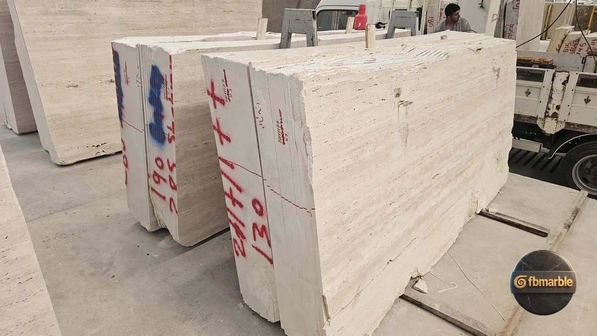 Light Travertine photo 5 – light beige-ivory vein-cut travertine